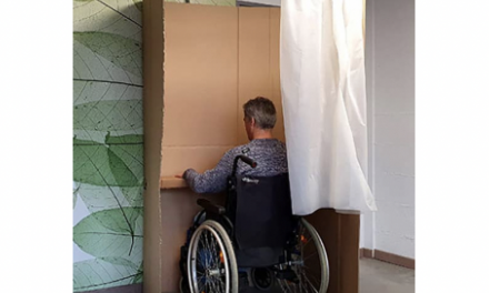 Elections européennes : vote et handicap, une expérimentation favorisant l’accessibilité menée au gymnase des Portes de Lyon à Vienne