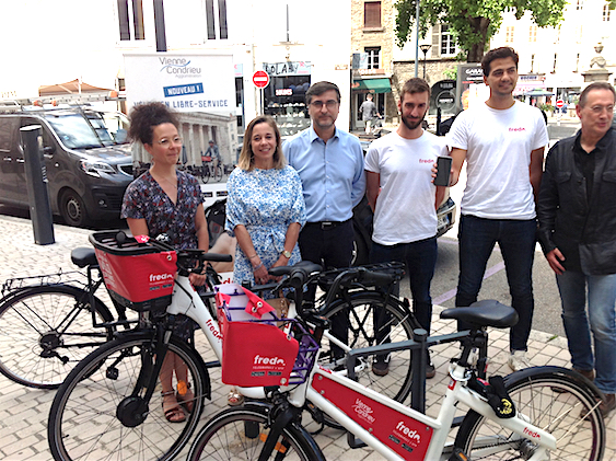 C’est un échec : le dispositif de vélos en libre-service Fredo  à Vienne est arrêté. Une nouvelle offre de location de vélos lancée