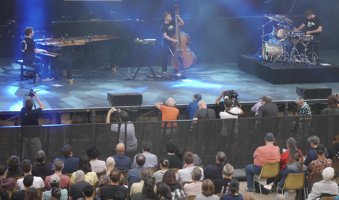 Jazz à Vienne- lundi 1er juillet : 3 000 spectateurs pour une soirée piano en mode hypnotique…