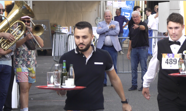 Départ en début d’après-midi de la Course des garçons de café qui s’élancera de la place de l’hôtel-de-ville de Vienne