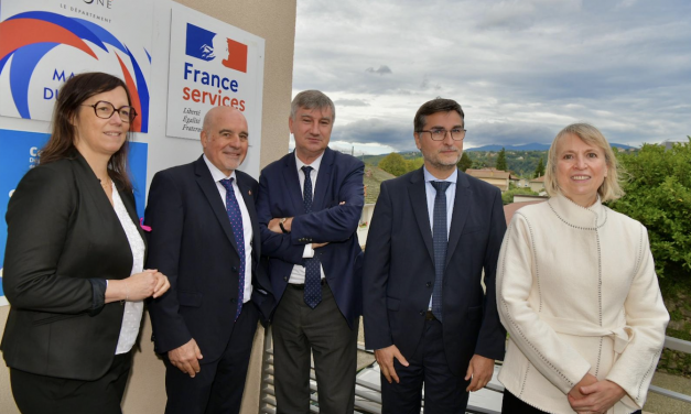 Inauguration d’une « Maison France Services » à Condrieu pour répondre aux fractures numériques et territoriales : mode d’emploi