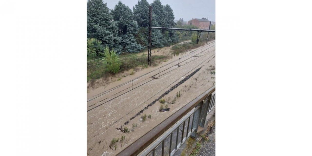 Suite aux inondations, la ligne SNCF Saint-Étienne/Lyon ne reprendra pas totalement avant trois semaines !