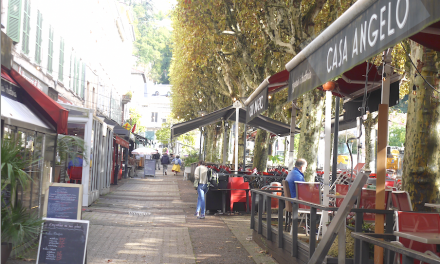 Suite à un nouveau développement des travaux et la présence de tranchées : la contre-allée du cours Brillier sans terrasse, ni véranda jusqu’au… printemps, mais…