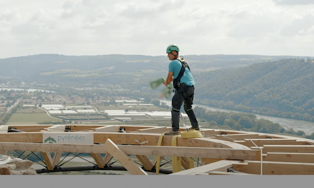 Vidéo : la spectaculaire construction du Belvédère de Tupin-Semons dans le Pilat