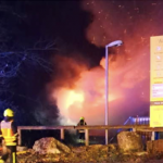 Un violent incendie détruit un local de la base de loisirs Wam Park de Condrieu : un acte de vandalisme le soir de la Saint-Sylvestre