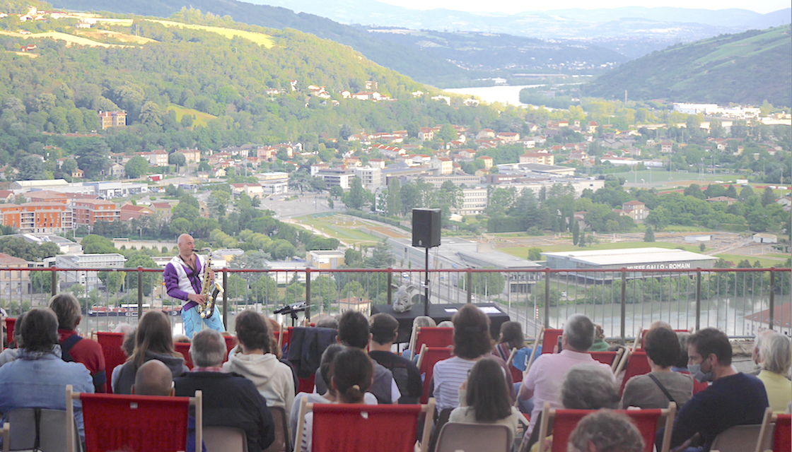 Jazz à Vienne : toutes les nouveautés de la 44ème édition dans la ville, hors théâtre antique, et elles sont nombreuses cette année !