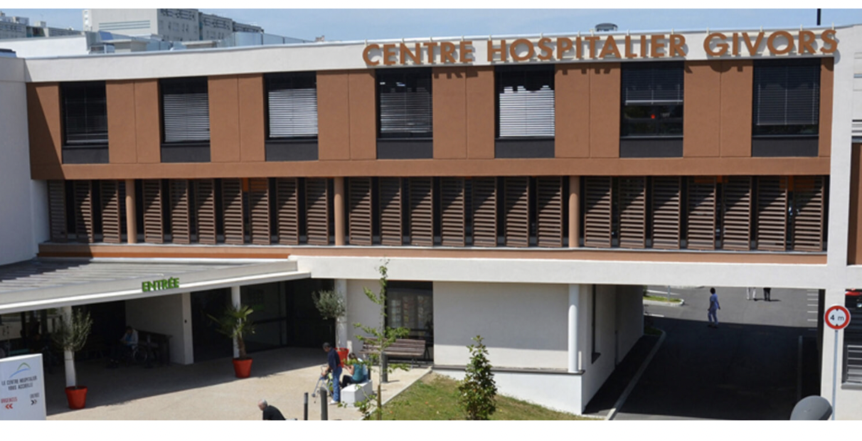 La Chambre régionale des comptes critique sur l’hôpital de Montgelas à Givors, « fragilisé par son attractivité limitée  du fait de la proximité des HCL et de l’hôpital de Vienne »